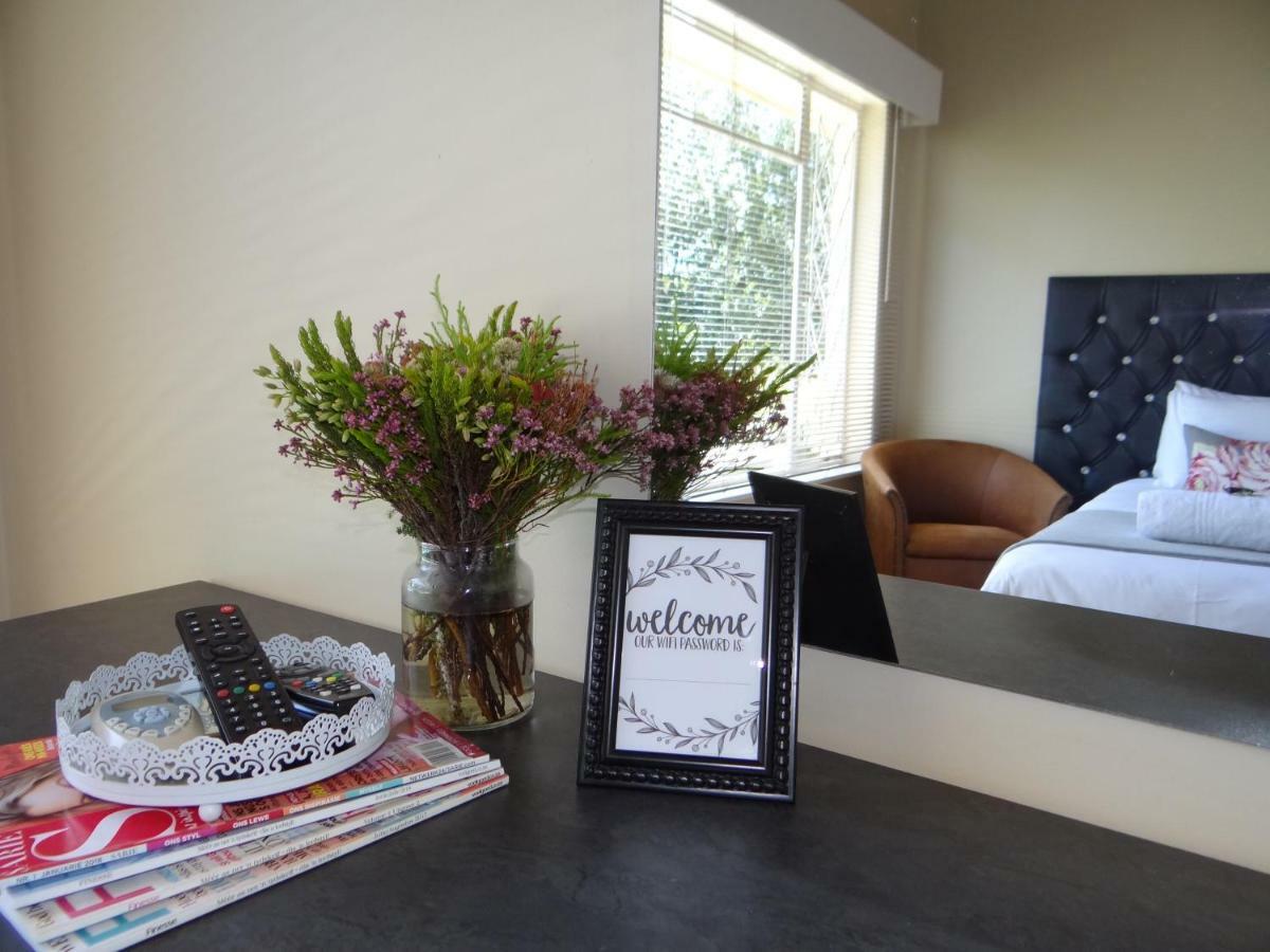 Credo Guest House Bloemfontein Esterno foto
